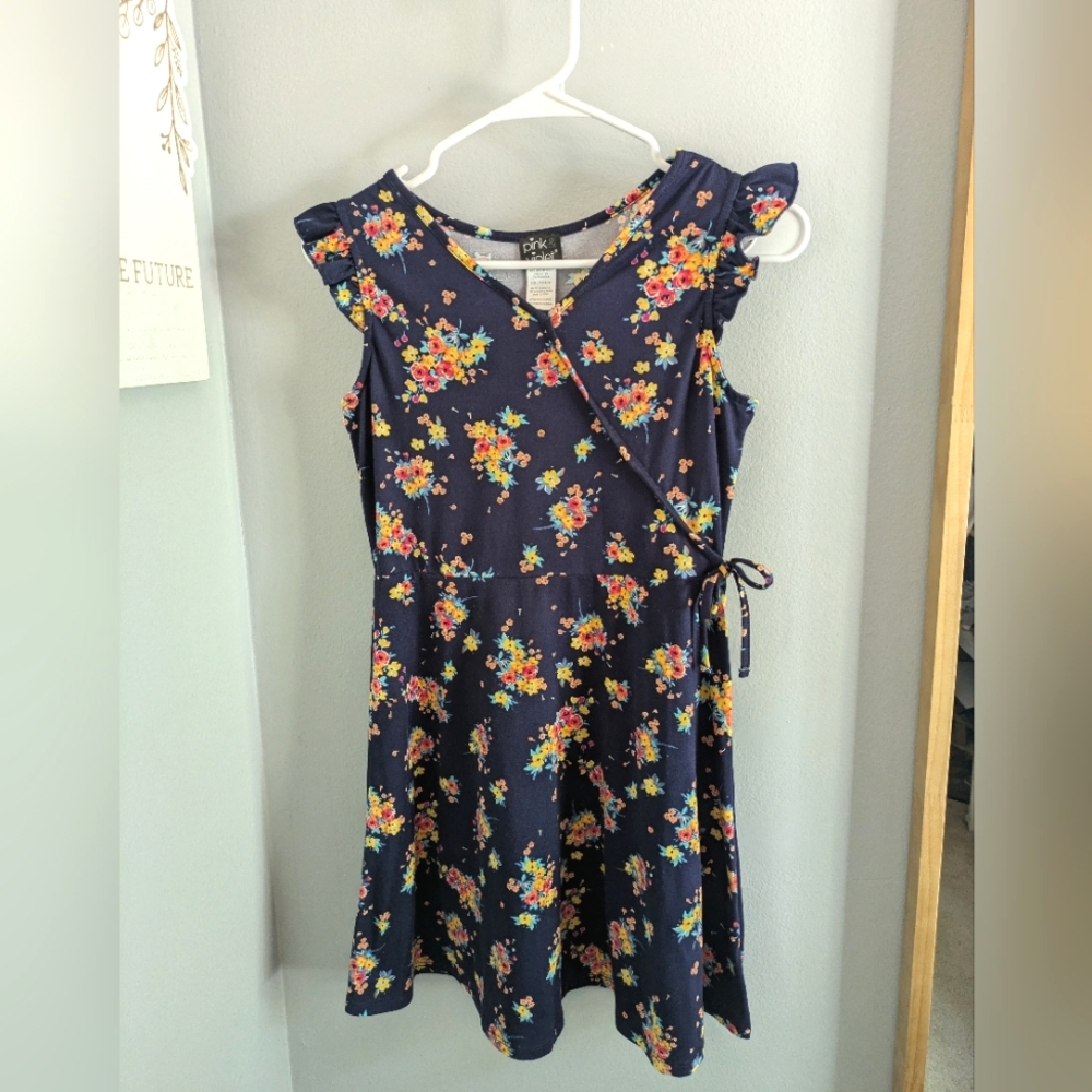 Girls dress